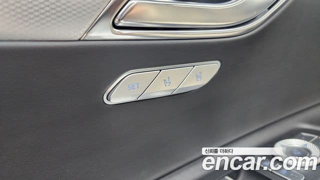 Genesis GV80 2022 — Şəkil 29/34