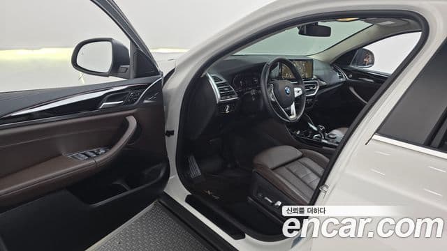 BMW X4 2022 — Şəkil 10/20