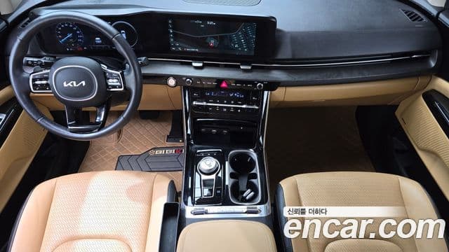 Kia Carnival 2022 — ფოტო 7/20