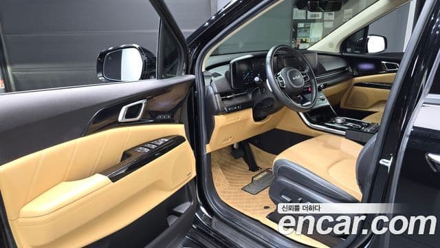 Kia Carnival 2022 — ფოტო 10/20
