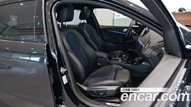 BMW 1 Series 2023 — ფოტო 12/20