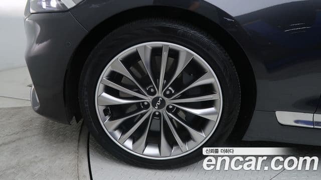 Kia The K9 2023 — ფოტო 4/20