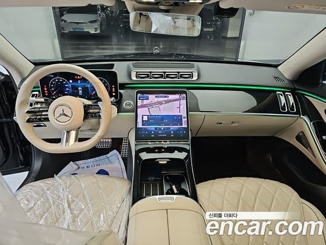 Mercedes-Benz S-Class 2021 — Photo 12/18