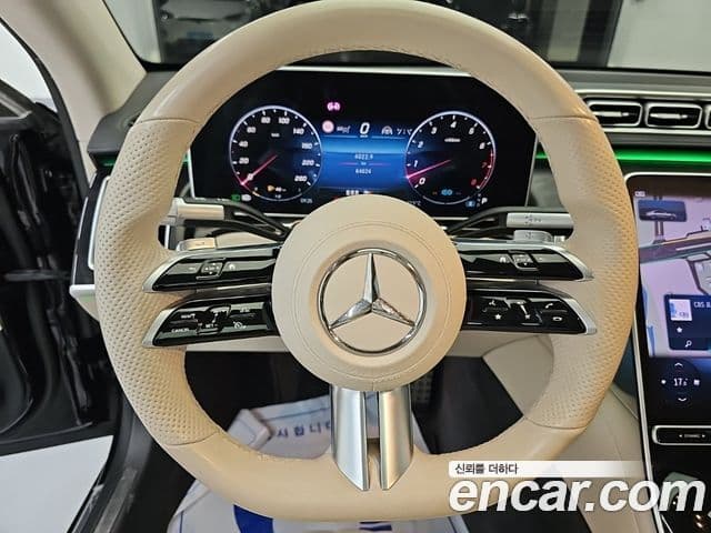 Mercedes-Benz S-Class 2021 — Photo 7/18