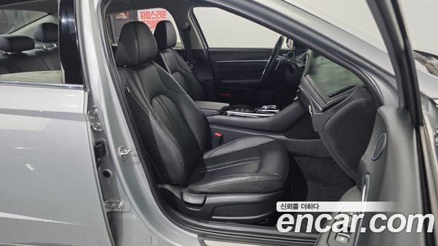 Hyundai Sonata 2023 — Şəkil 12/20