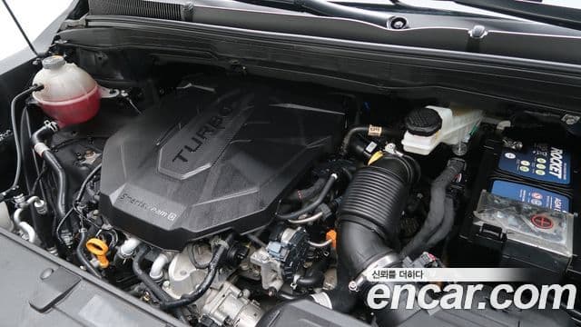 Kia Carnival 2022 — фото 5 из 20