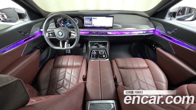 BMW 7 Series 2024 — ფოტო 7/20