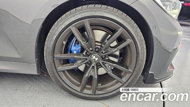 BMW 3 Series 2021 — ფოტო 4/20