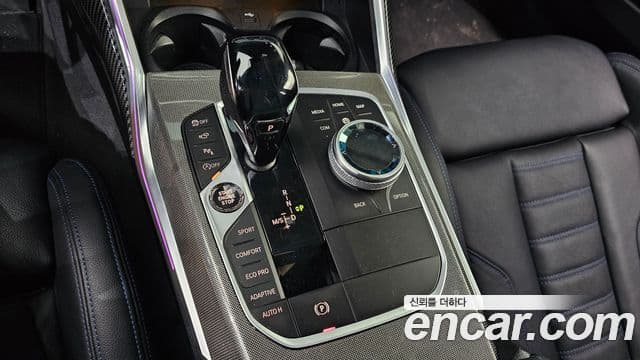 BMW 3 Series 2021 — ფოტო 7/20