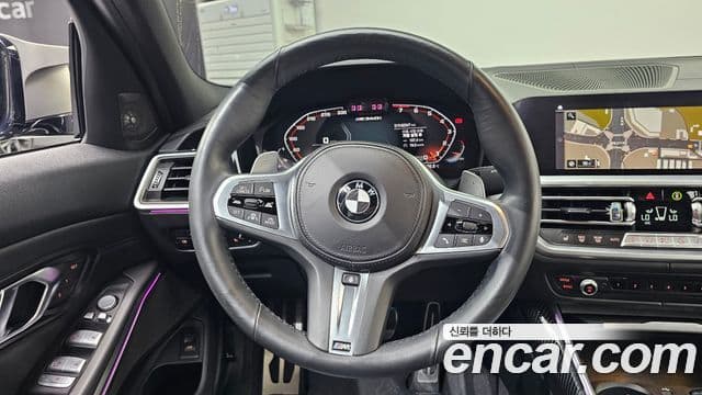 BMW 3 Series 2021 — ფოტო 12/20