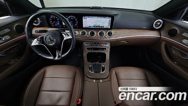 Mercedes-Benz E-Class 2023 — Фото 7/20