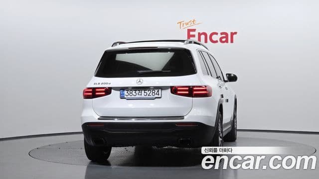 Mercedes-Benz GLB-Class 2024 — Şəkil 4/20