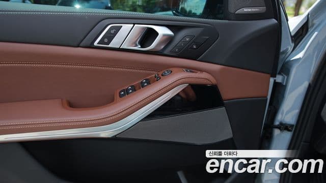 BMW X5 2025 — Photo 1/15