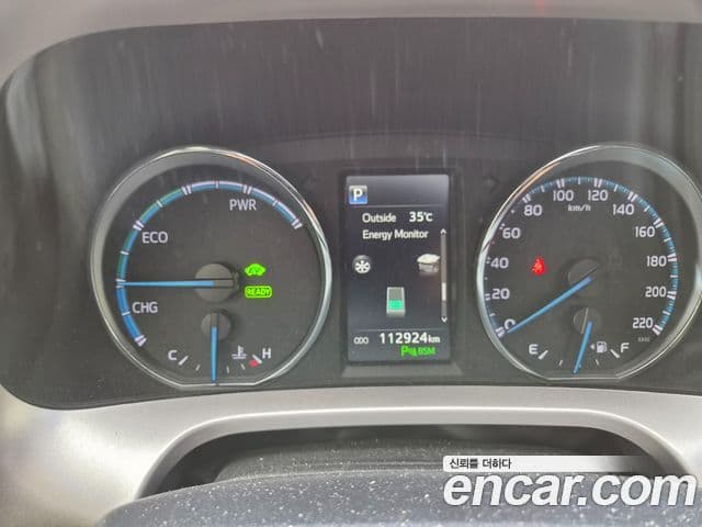 Toyota RAV4 2018 — Şəkil 7/20
