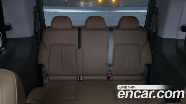 Hyundai Staria 2024 — Şəkil 13/20