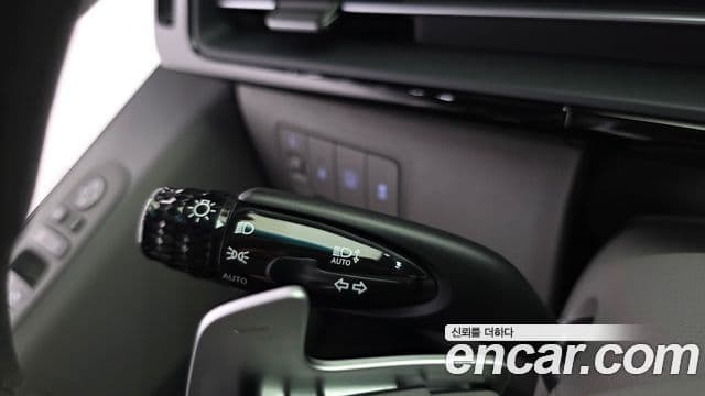 Hyundai Staria 2024 — Photo 23/37