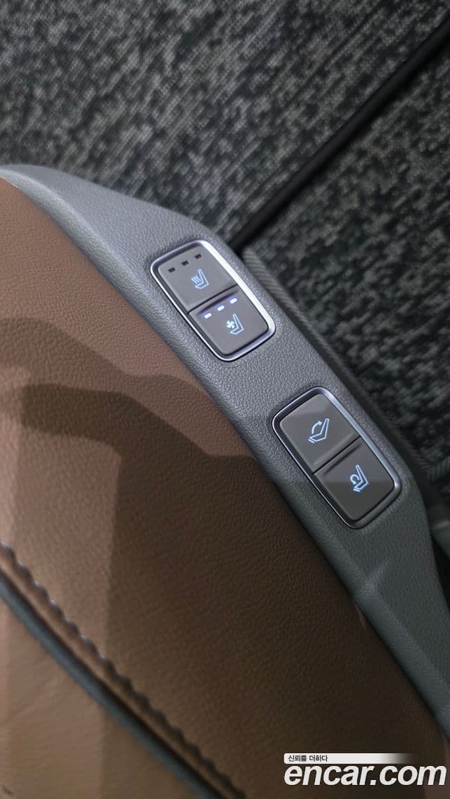 Hyundai Staria 2024 — Photo 19/37
