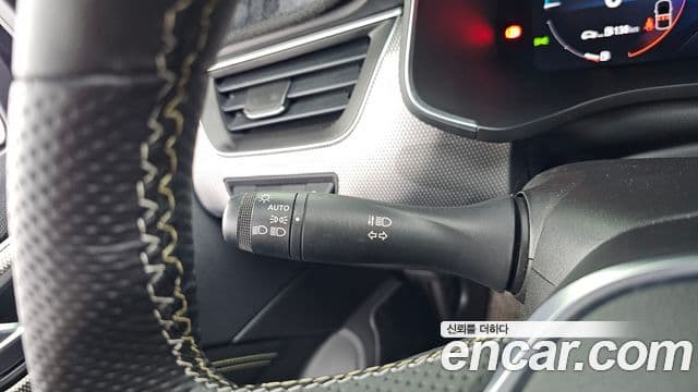 Renault Samsung XM3 2024 — Фото 19/20