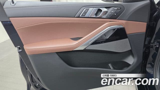 BMW X6 2025 — Photo 25/32