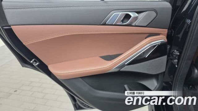 BMW X6 2025 — Photo 16/32