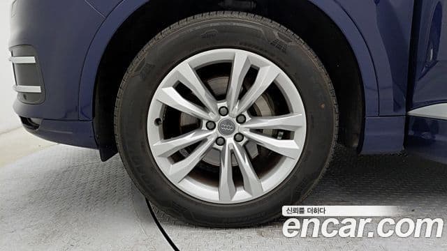 Audi Q7 2019 — Şəkil 4/20