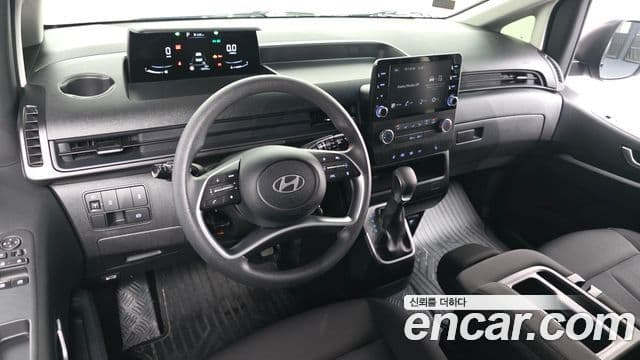 Hyundai Staria 2025 — Şəkil 7/20
