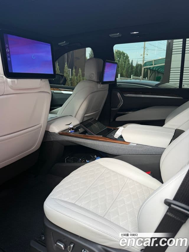 Cadillac Escalade 2025 — Şəkil 1/6