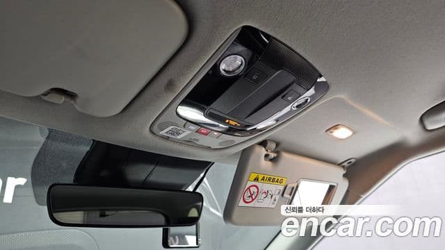 Kia Seltos 2023 — ფოტო 18/20