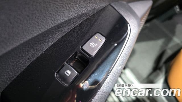 Kia Seltos 2024 — Şəkil 19/20