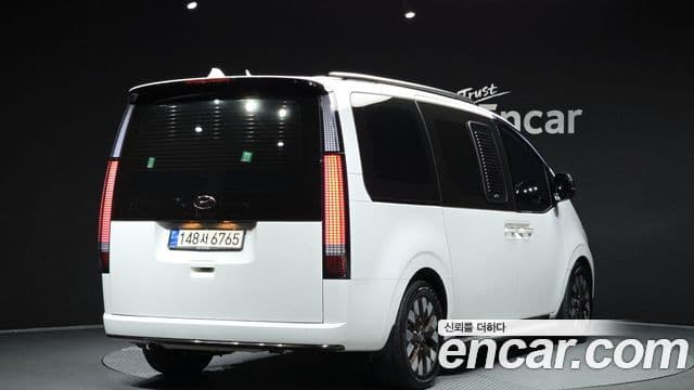 Hyundai Staria 2022 — Şəkil 2/20