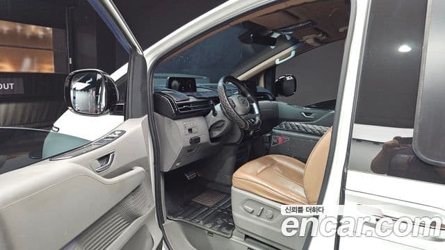 Hyundai Staria 2022 — Şəkil 10/20