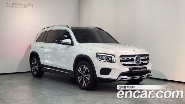 Mercedes-Benz GLB-Class 2021 — Şəkil 10/19