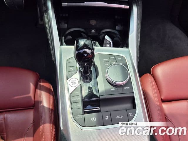 BMW 4 Series 2022 — ფოტო 8/18
