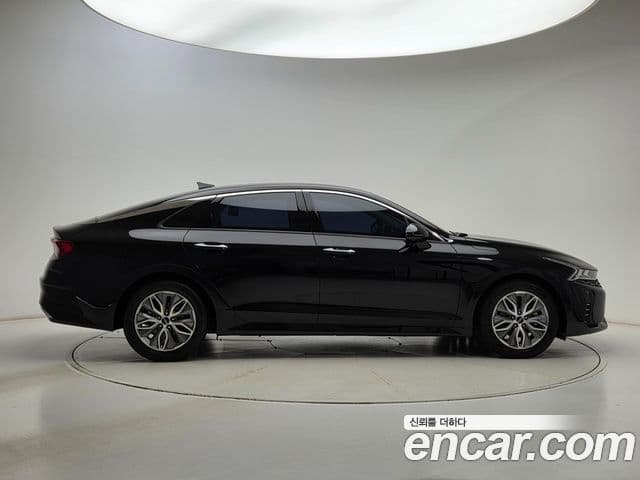 Kia K5 2023 — Şəkil 6/20