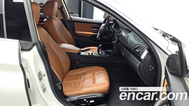 BMW 4 Series 2018 — ფოტო 25/33