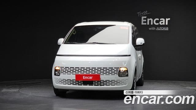 Hyundai Staria 2024 — Фото 3/20