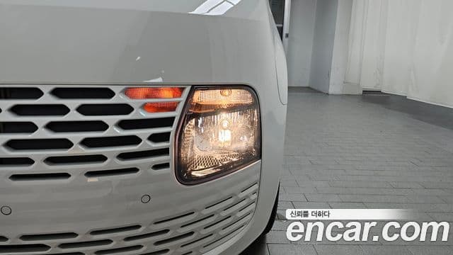 Hyundai Staria 2024 — Şəkil 4/31