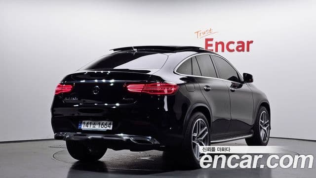 Mercedes-Benz GLE-Class 2018 — Фото 2/20