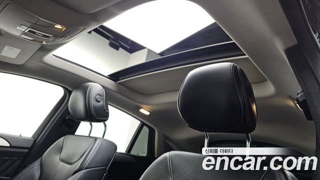 Mercedes-Benz GLE-Class 2018 — Фото 19/20