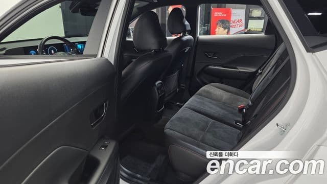 Hyundai Kona Hybrid 2023 — Şəkil 20/33