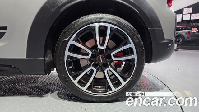 Mini Cooper S Countryman 2023 — Şəkil 18/30