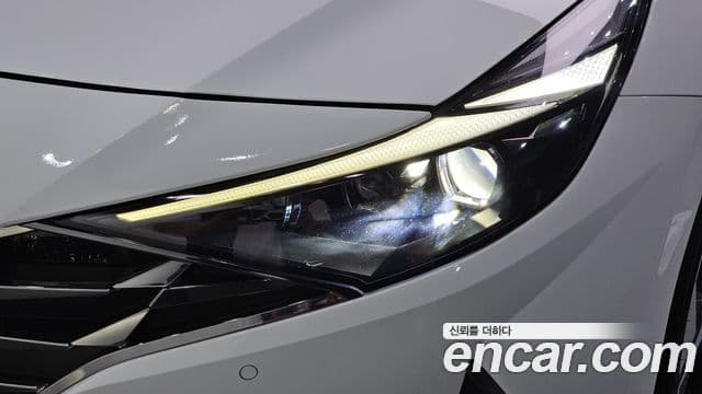 Hyundai The New Avante Hybrid 2022 — Şəkil 35/39