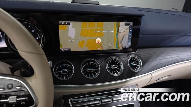 Mercedes-Benz E-Class 2019 — Фото 14/20