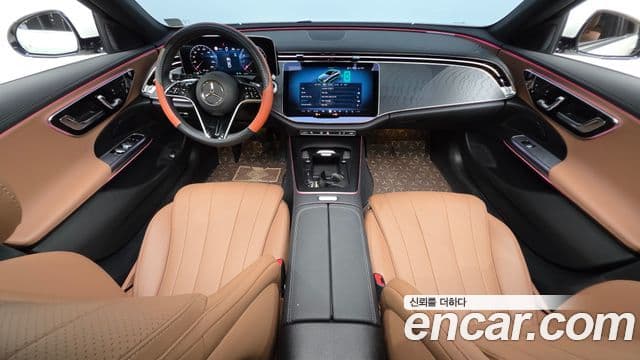 Mercedes-Benz E-Class 2025 — Фото 7/20