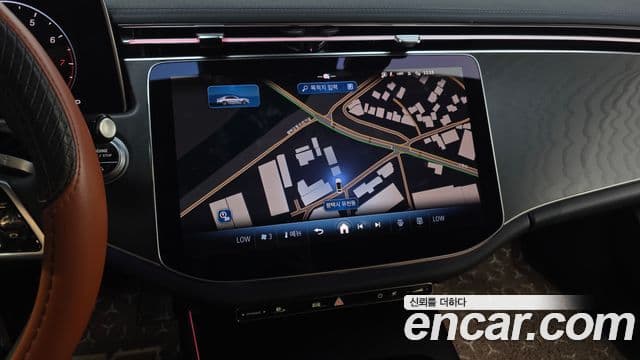 Mercedes-Benz E-Class 2025 — Фото 14/20