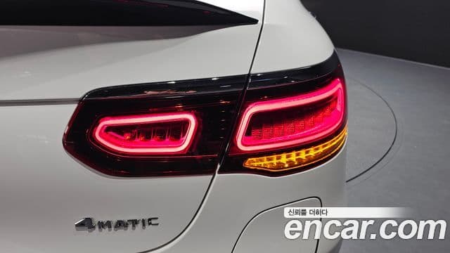 Mercedes-Benz GLC-Class 2021 — Şəkil 22/38