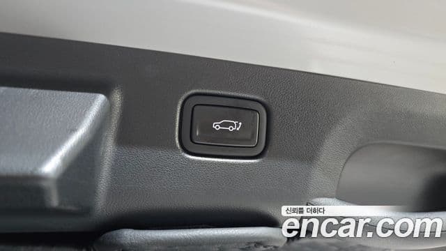 Hyundai Kona Hybrid 2023 — Photo 14/30