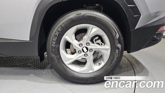 Hyundai Tucson Hybrid 2022 — ფოტო 2/30