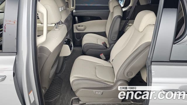 Kia Carnival 2025 — Фото 11/20