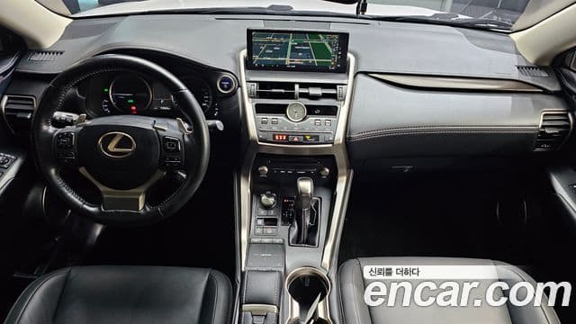 Lexus NX300h 2019 — Şəkil 9/20